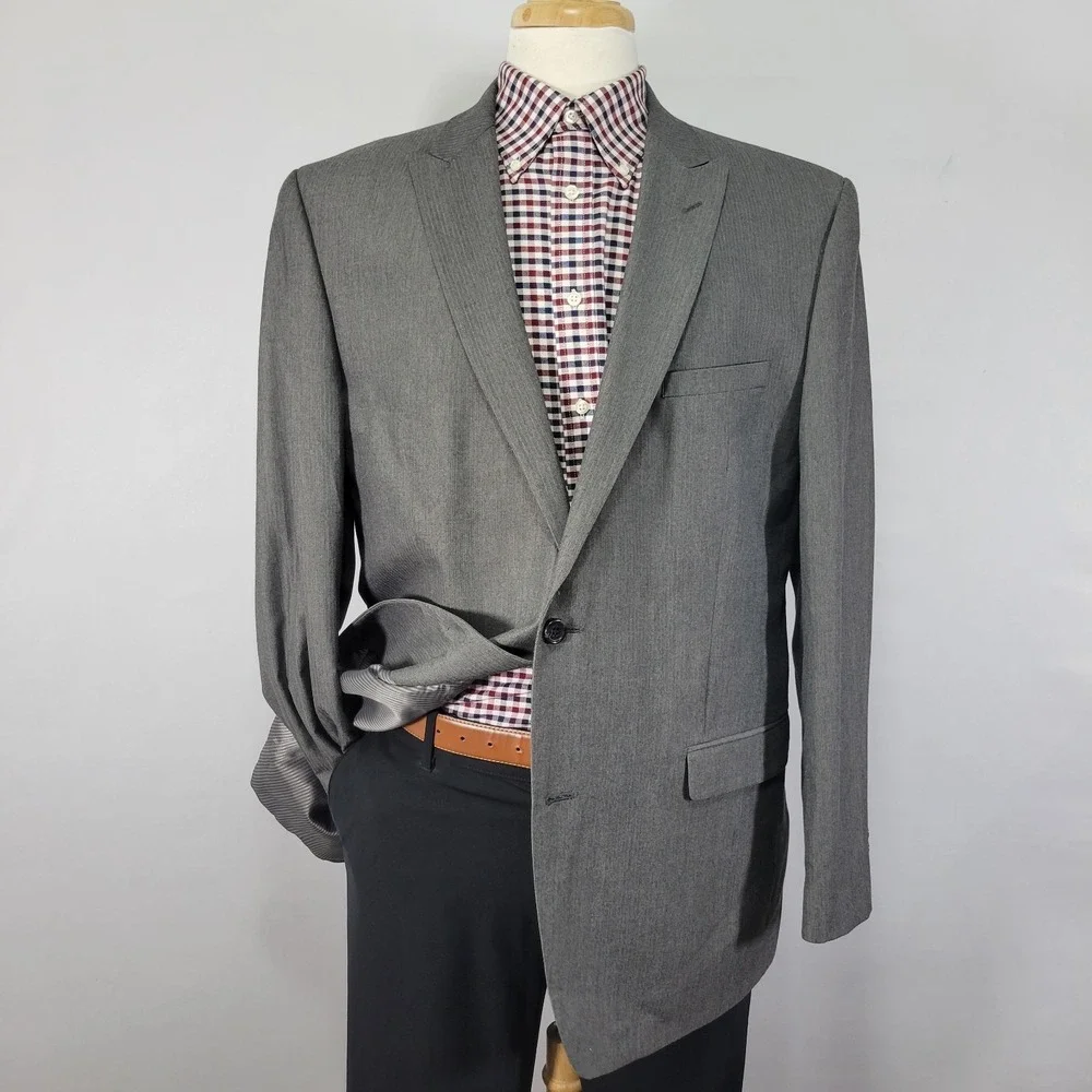 Joseph Abboud Men's Sport Coat Blazer Two Button Gray Herringbone Poly Blend 44L